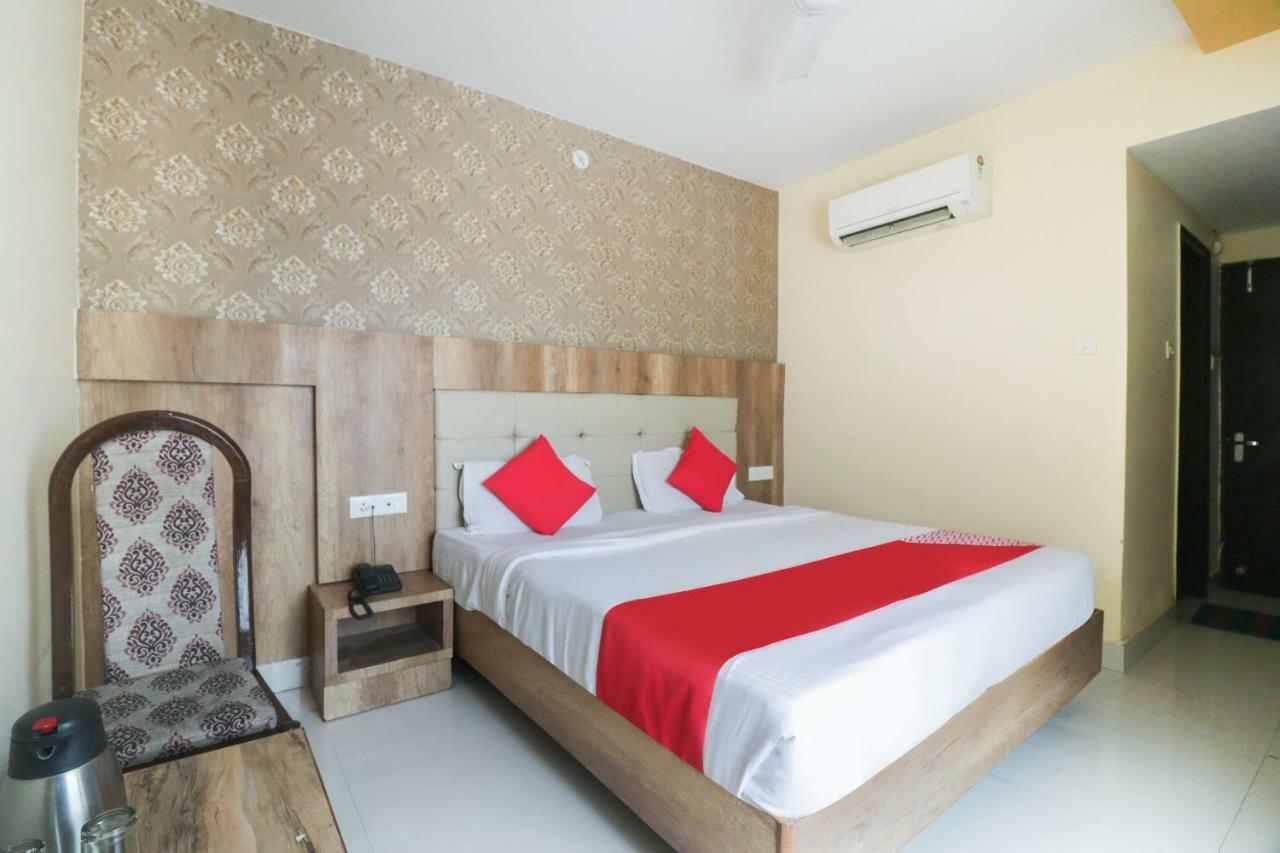 Oyo 48974 Shweta Residency Varanasi