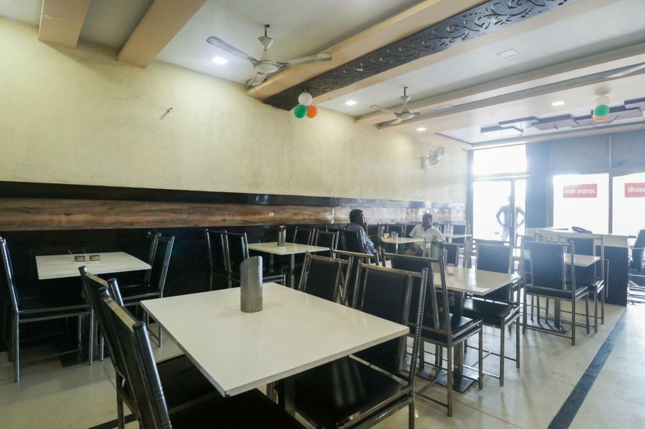 Oyo 48974 Shweta Residency Hotel 3*