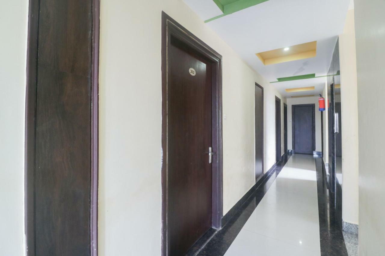 Hotel Oyo 48974 Shweta Residency 3*